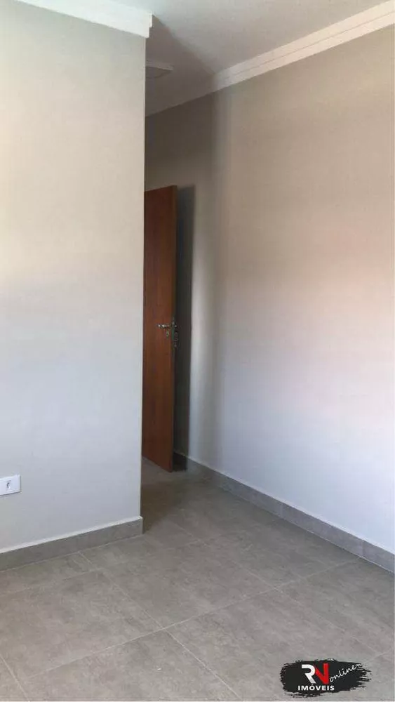 Casa à venda com 4 quartos, 300m² - Foto 4