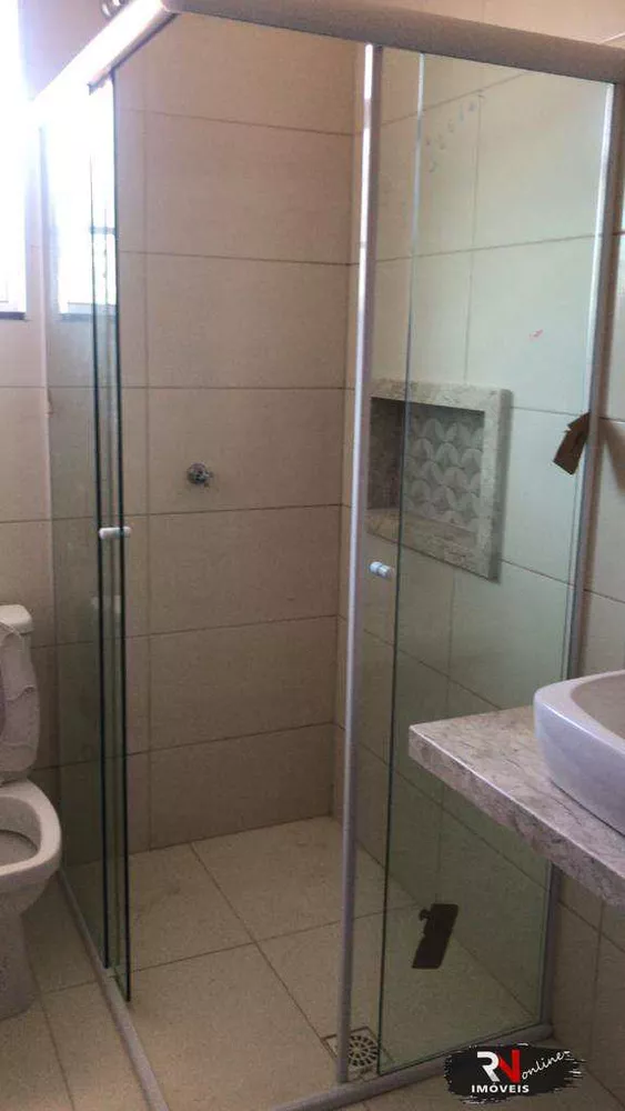 Casa à venda com 4 quartos, 300m² - Foto 2