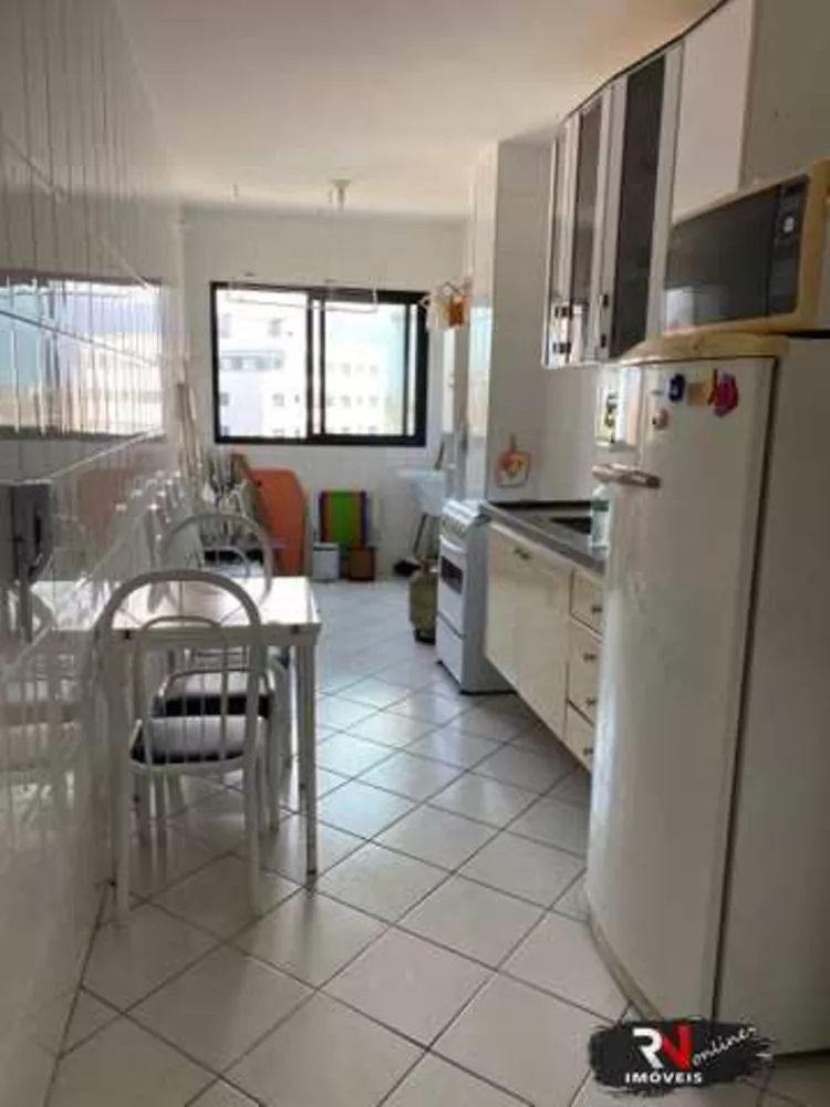 Apartamento à venda com 3 quartos, 98m² - Foto 2