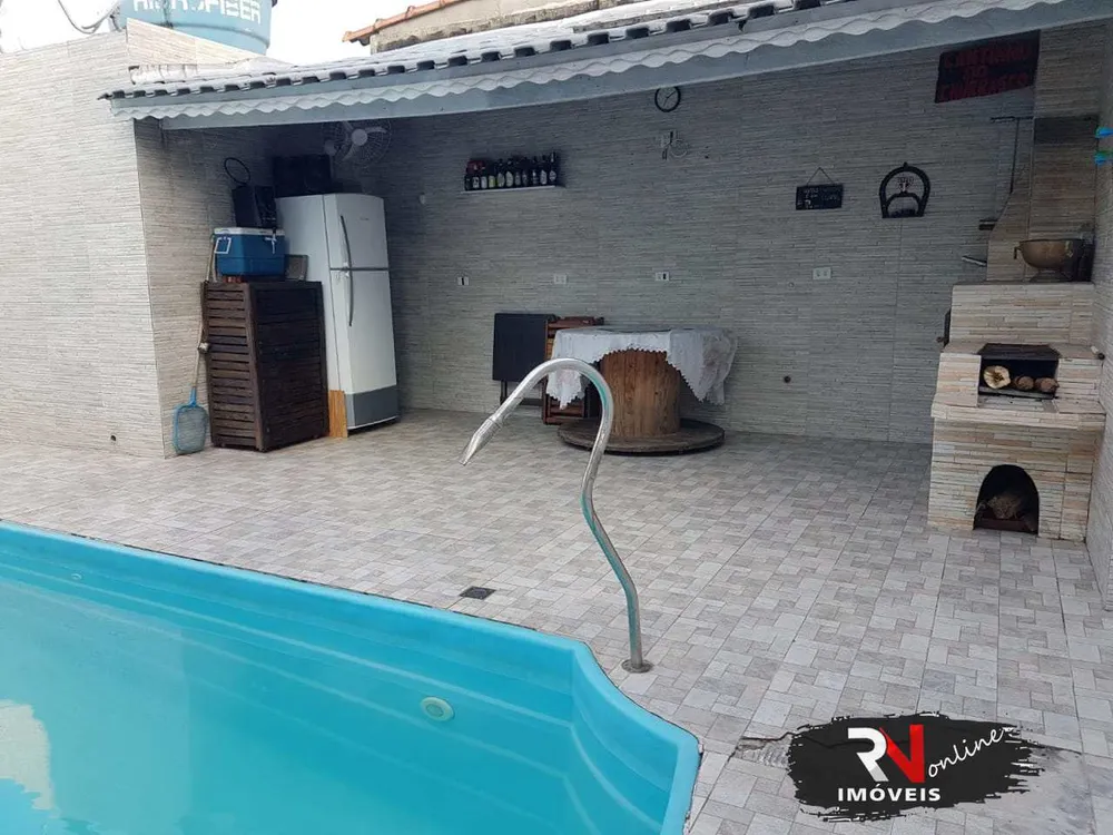 Casa, 4 quartos, 235 m² - Foto 1