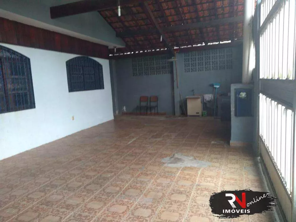 Casa à venda com 4 quartos, 130m² - Foto 2