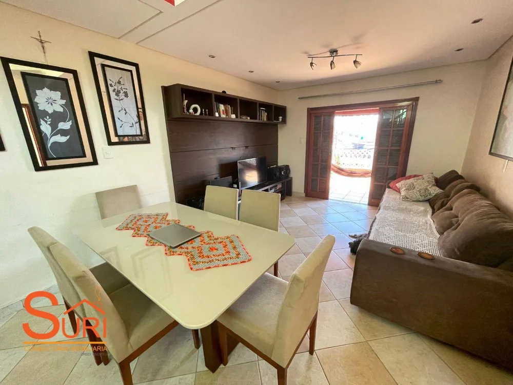 Casa, 3 quartos, 259 m² - Foto 3