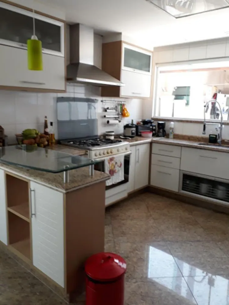 Sobrado, 3 quartos, 220 m² - Foto 1