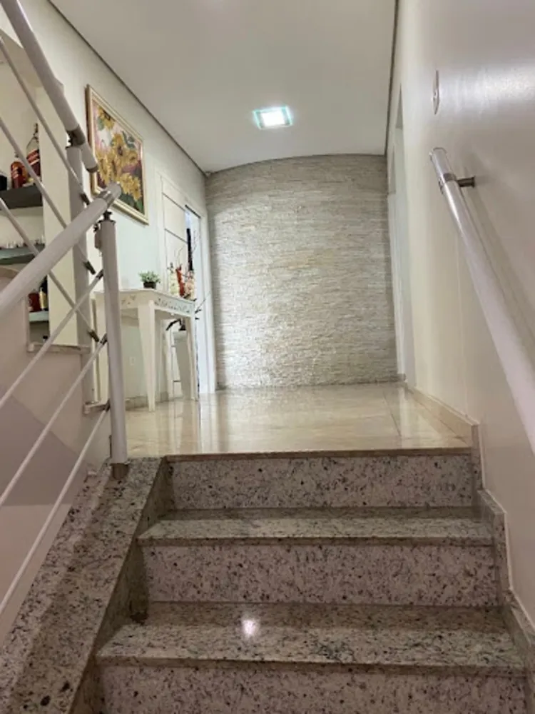 Sobrado, 3 quartos, 480 m² - Foto 1