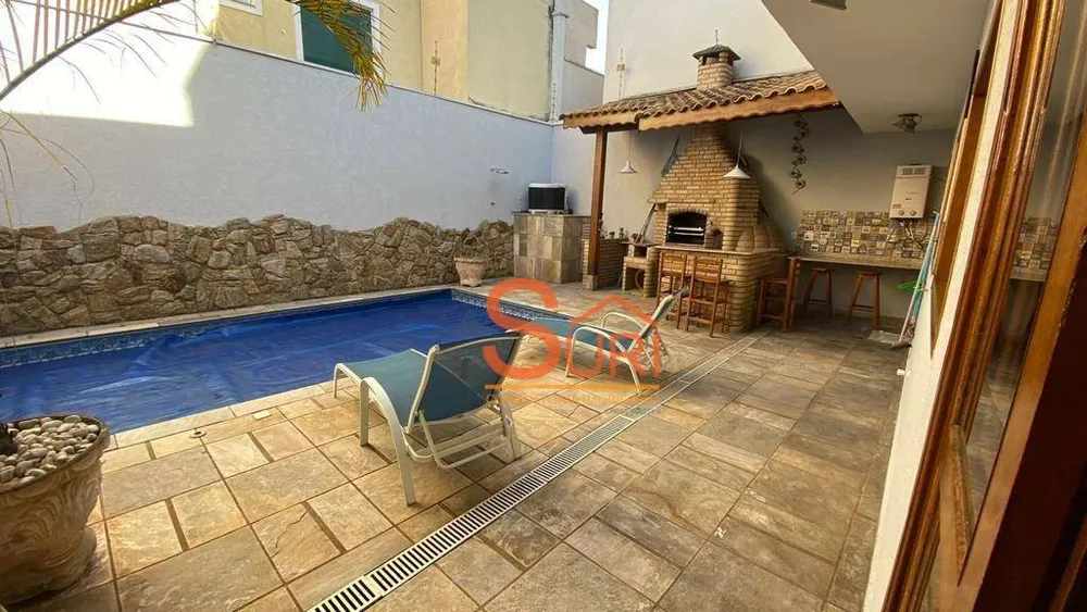 Casa, 3 quartos, 244 m² - Foto 3