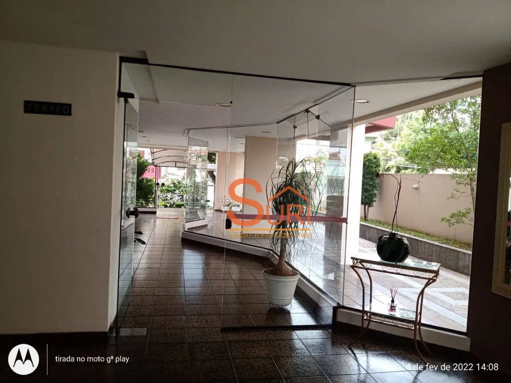 Apartamento, 3 quartos, 130 m² - Foto 2