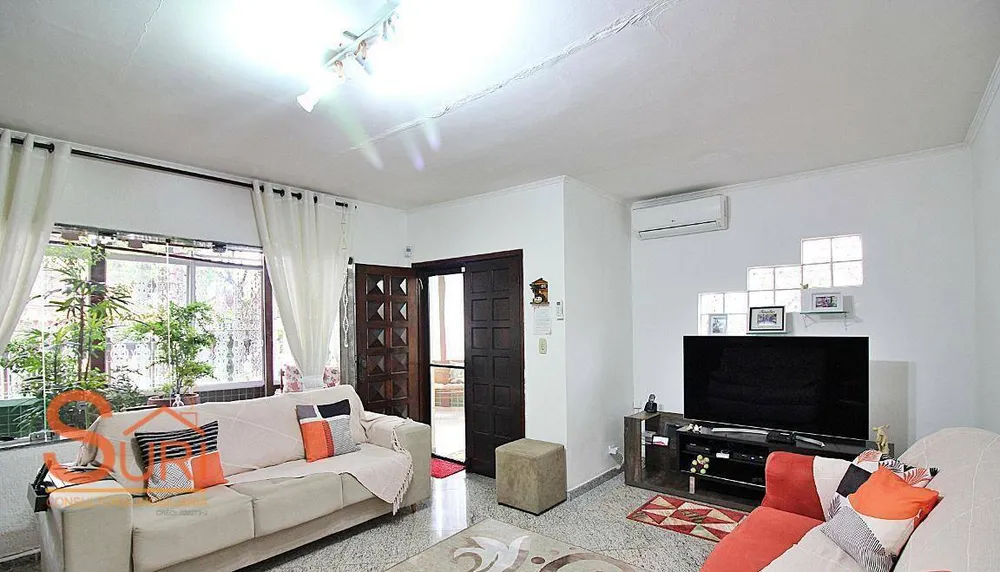 Sobrado, 4 quartos, 207 m² - Foto 1