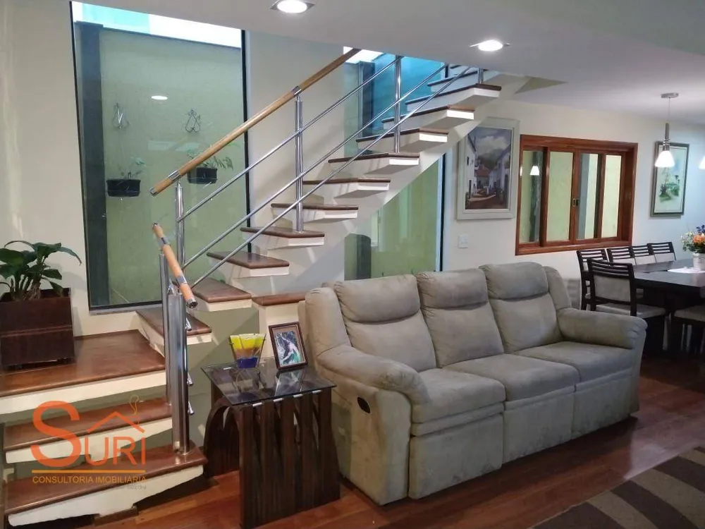 Sobrado, 4 quartos, 360 m² - Foto 1