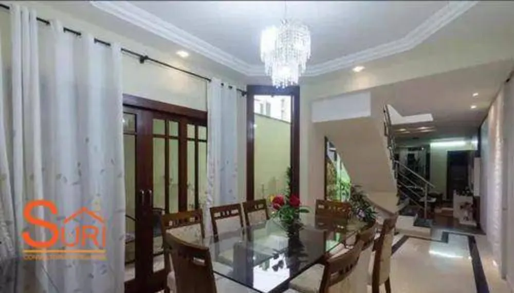 Sobrado, 3 quartos, 283 m² - Foto 1