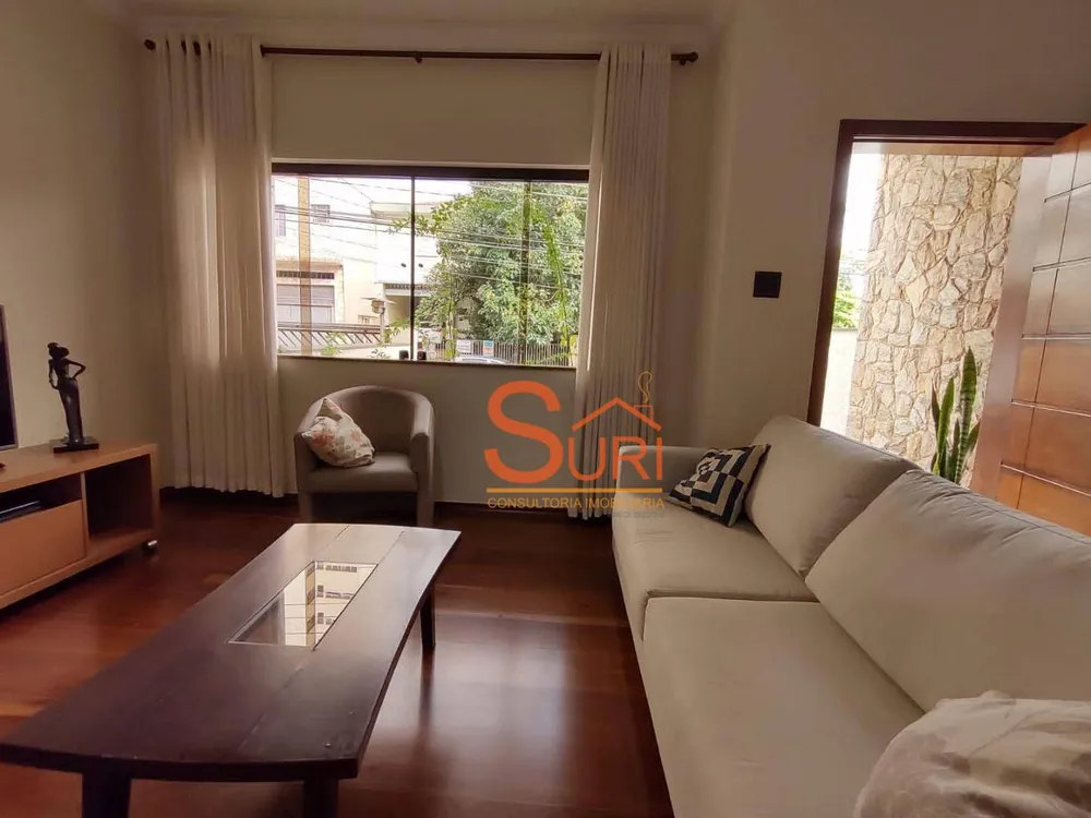 Casa, 3 quartos, 257 m² - Foto 4