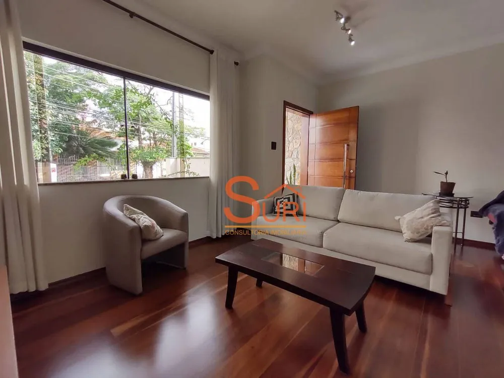 Casa, 3 quartos, 257 m² - Foto 1