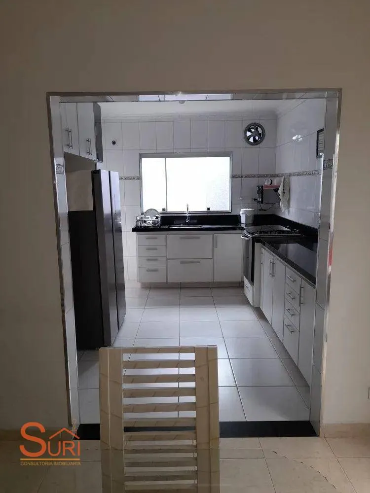 Sobrado, 4 quartos, 224 m² - Foto 3