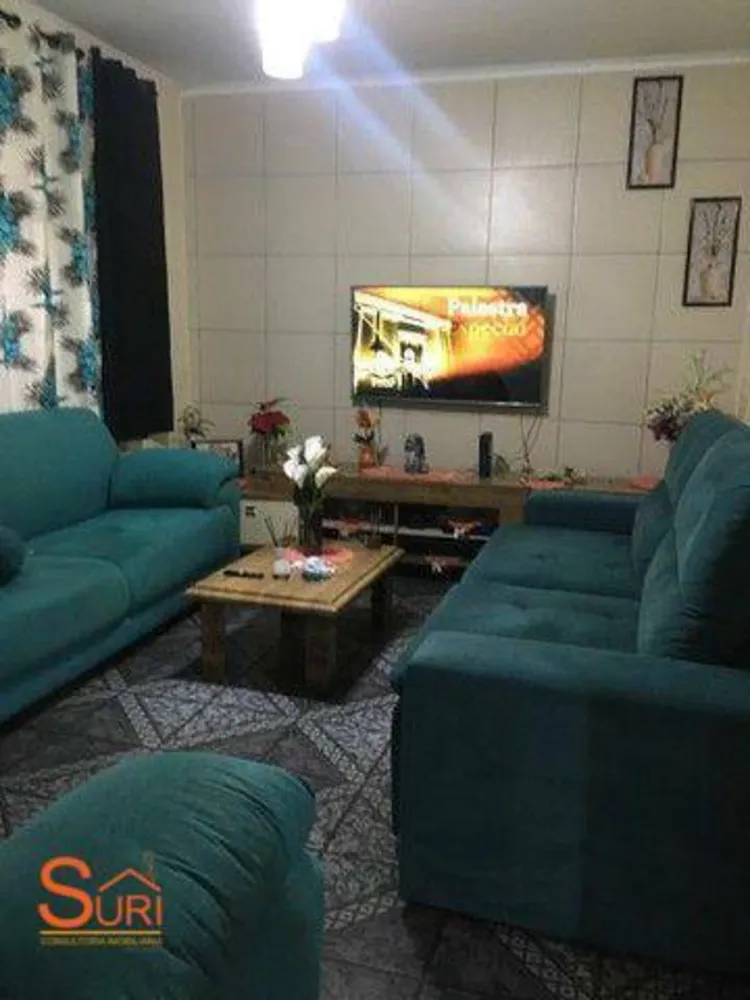 Casa, 3 quartos, 240 m² - Foto 2