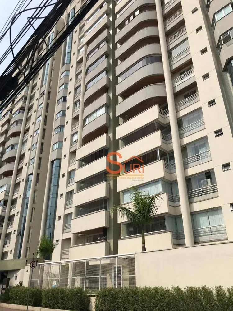 Apartamento, 4 quartos, 213 m² - Foto 2