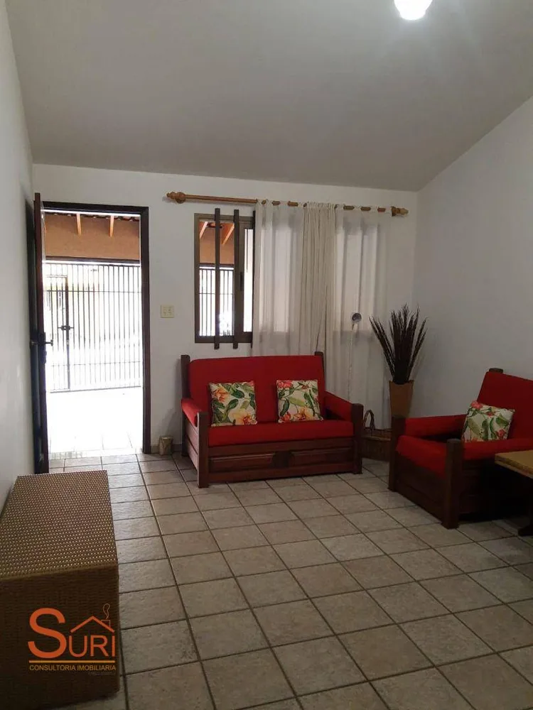 Sobrado, 2 quartos, 790 m² - Foto 2