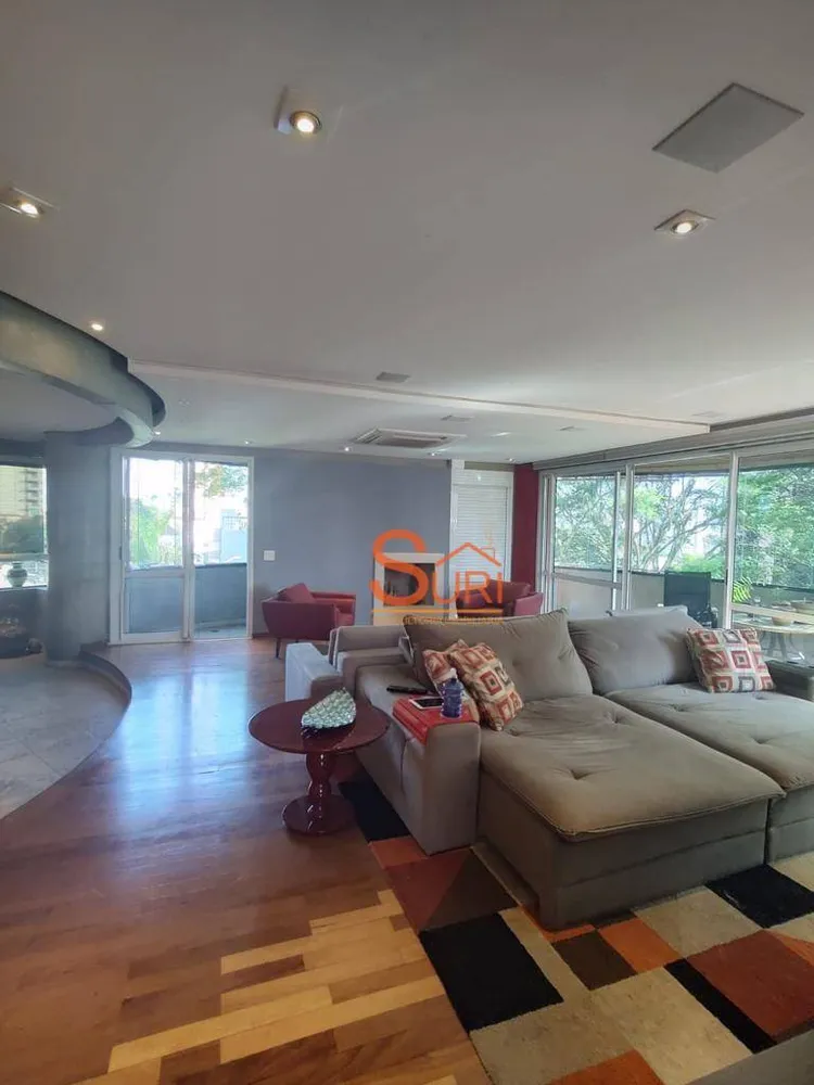 Apartamento, 3 quartos, 205 m² - Foto 2