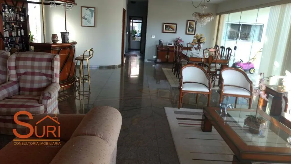 Casa, 3 quartos, 437 m² - Foto 2