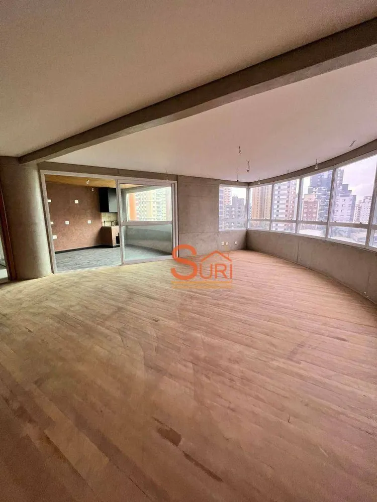Apartamento, 3 quartos, 450 m² - Foto 1