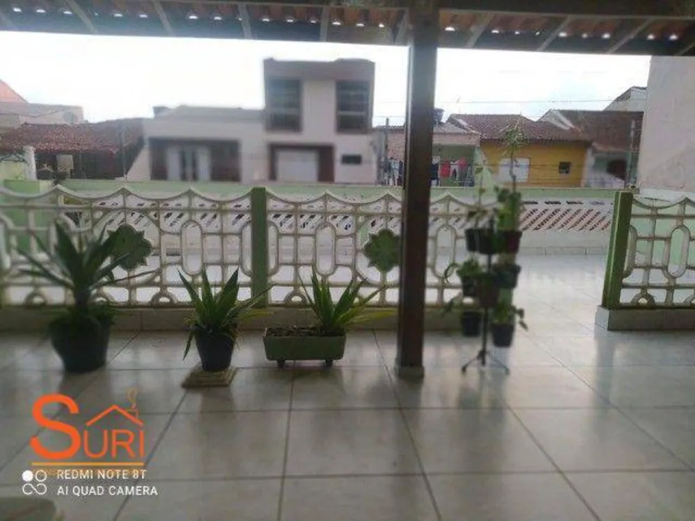 Casa, 4 quartos, 230 m² - Foto 2