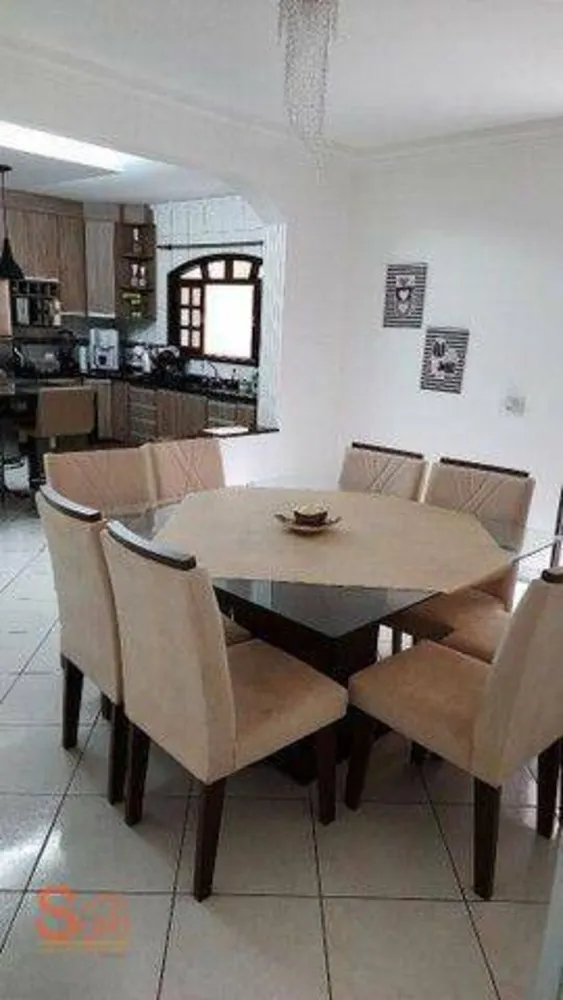 Sobrado, 4 quartos, 310 m² - Foto 3