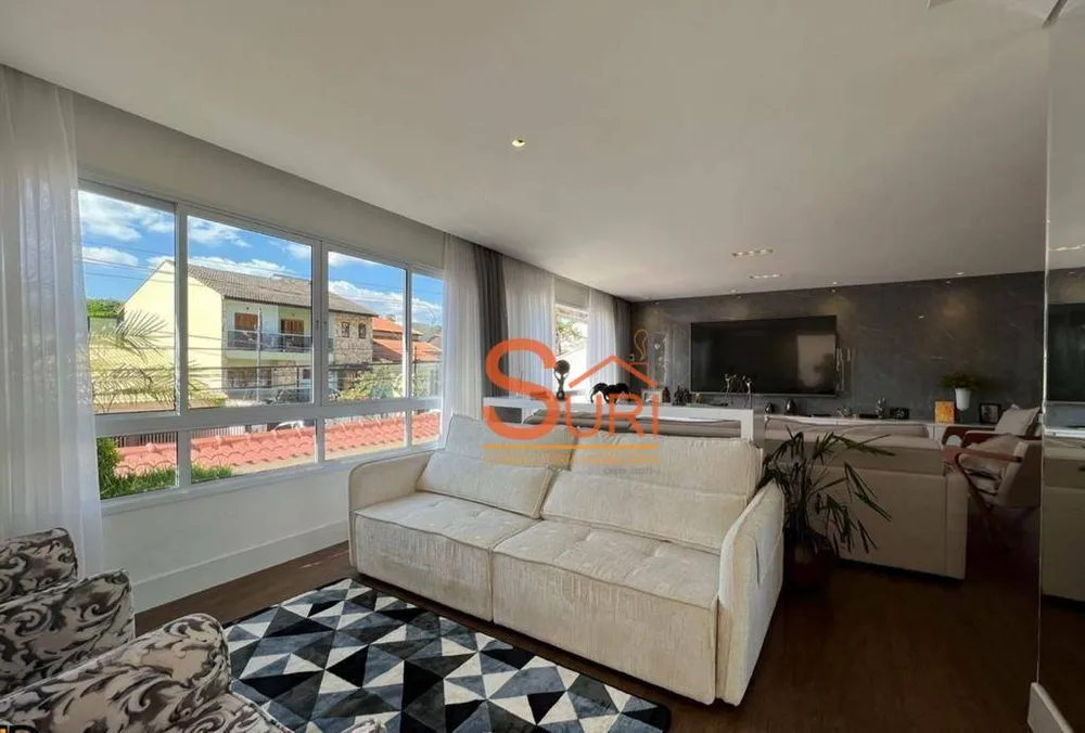 Casa, 5 quartos, 323 m² - Foto 3