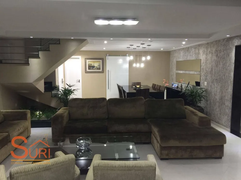 Apartamento, 3 quartos, 260 m² - Foto 1