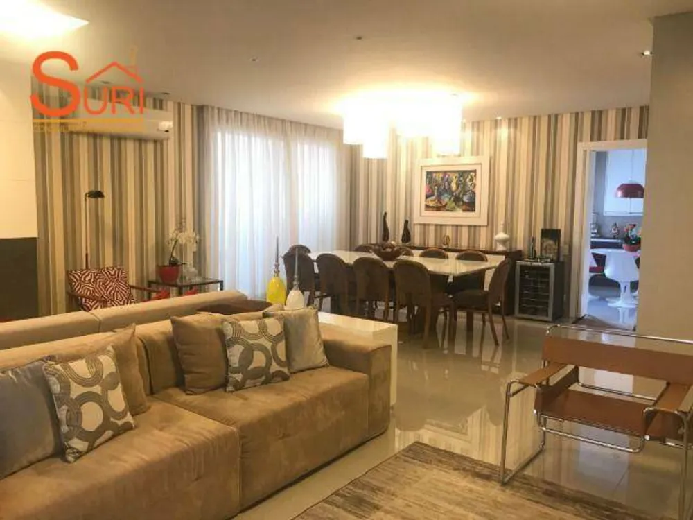 Apartamento, 3 quartos, 212 m² - Foto 1