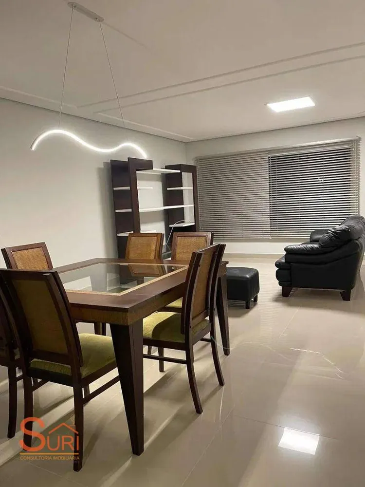 Sobrado, 3 quartos, 282 m² - Foto 2