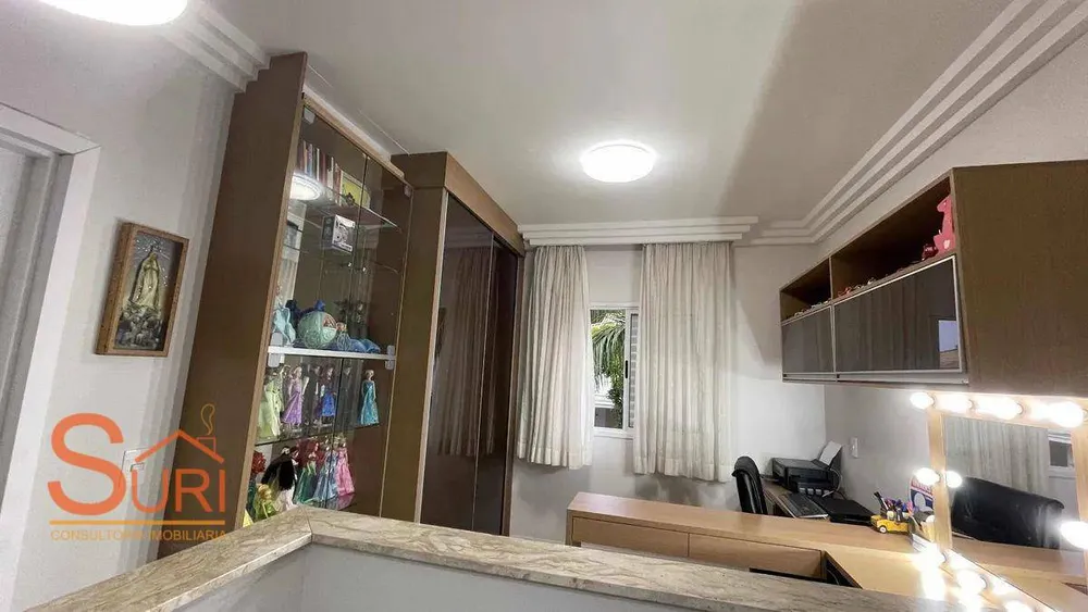 Sobrado, 3 quartos, 256 m² - Foto 4