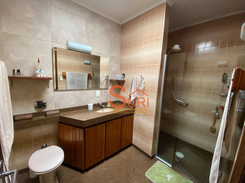Casa, 3 quartos, 229 m² - Foto 1