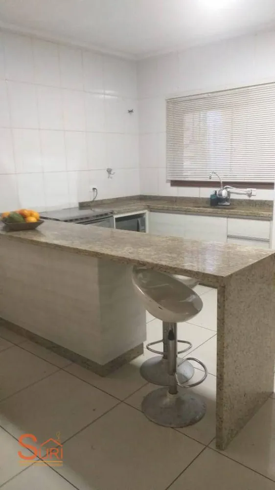 Sobrado, 3 quartos, 174 m² - Foto 2