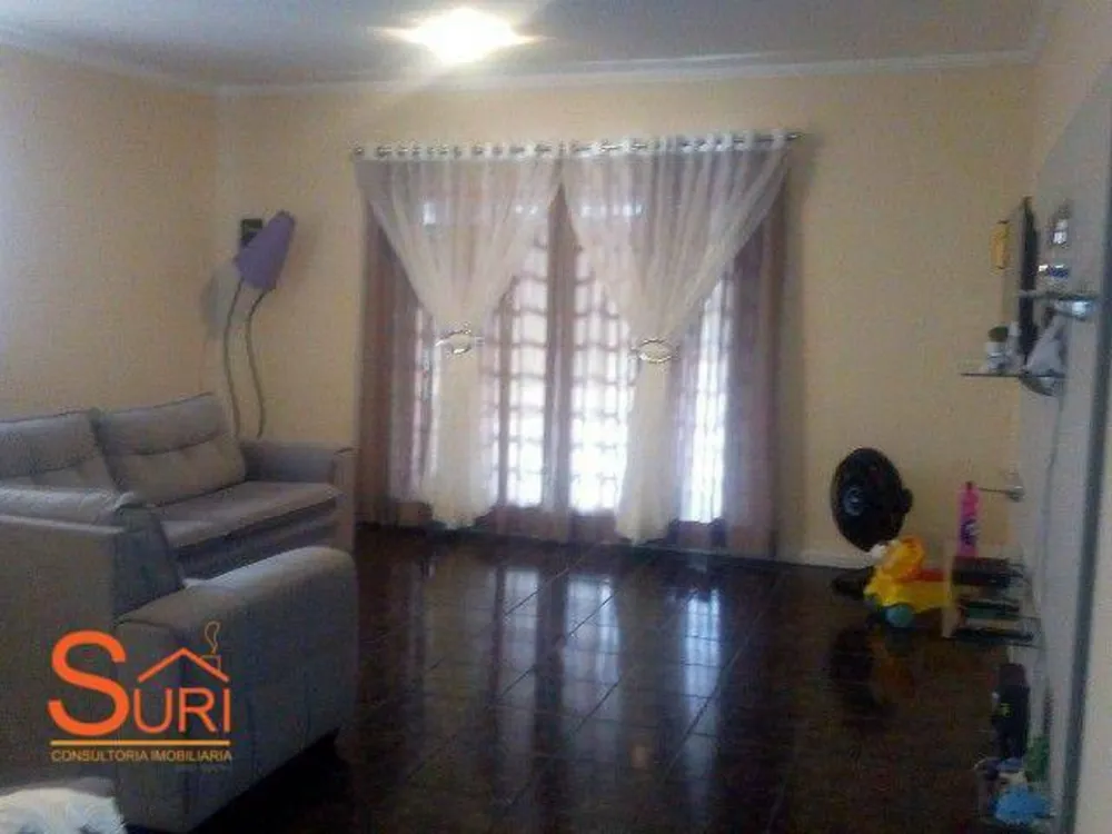Casa, 3 quartos, 235 m² - Foto 2