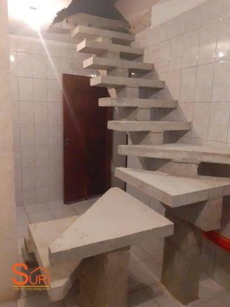 Casa, 3 quartos, 235 m² - Foto 1