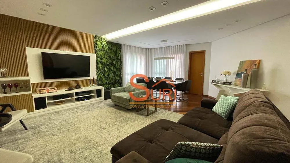 Apartamento, 3 quartos, 188 m² - Foto 1