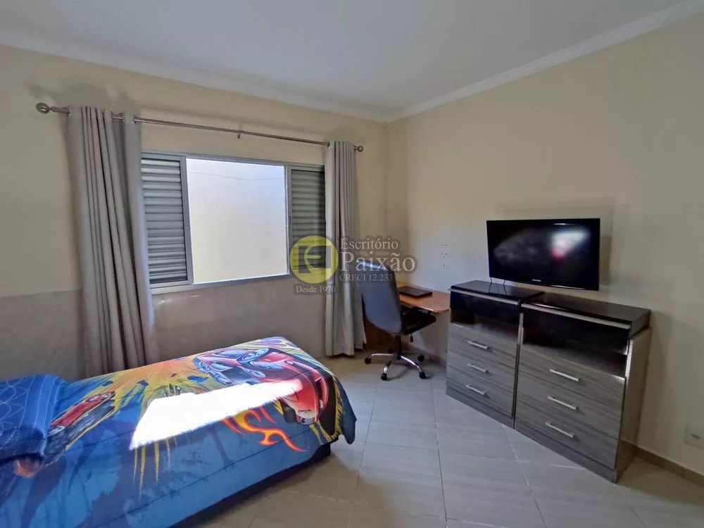 Casa, 3 quartos, 450 m² - Foto 24