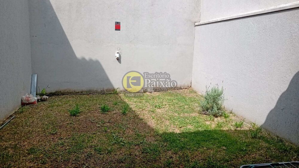 Sobrado à venda com 3 quartos, 150m² - Foto 4
