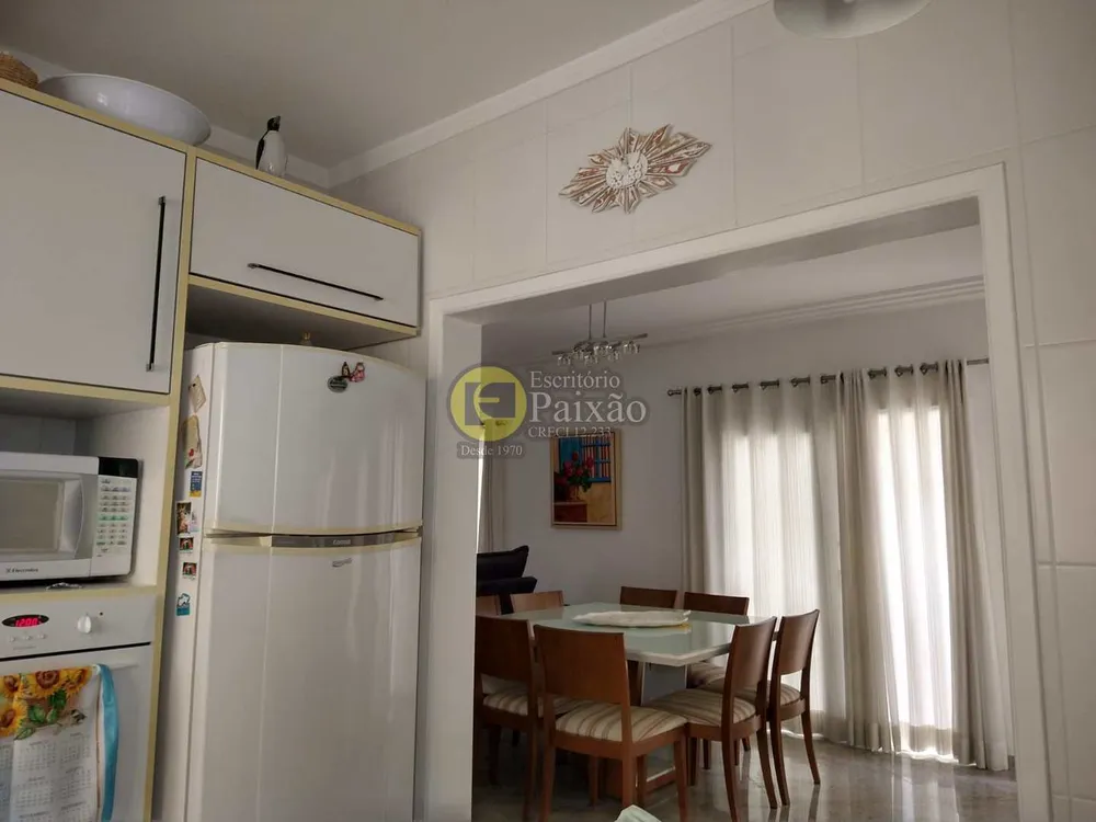 Casa, 4 quartos, 300 m² - Foto 8