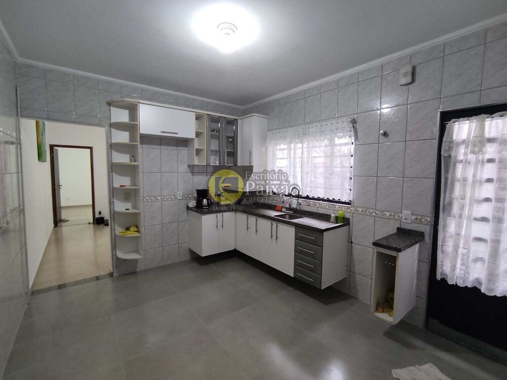 Sobrado à venda com 2 quartos, 125m² - Foto 5