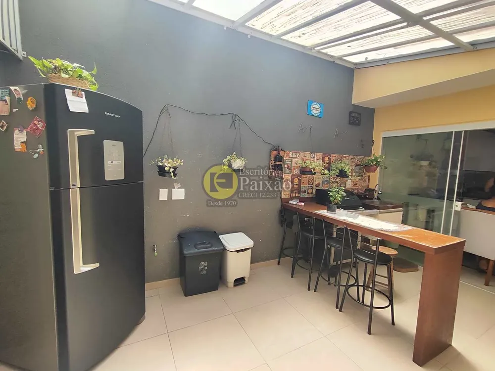 Casa, 3 quartos, 165 m² - Foto 4