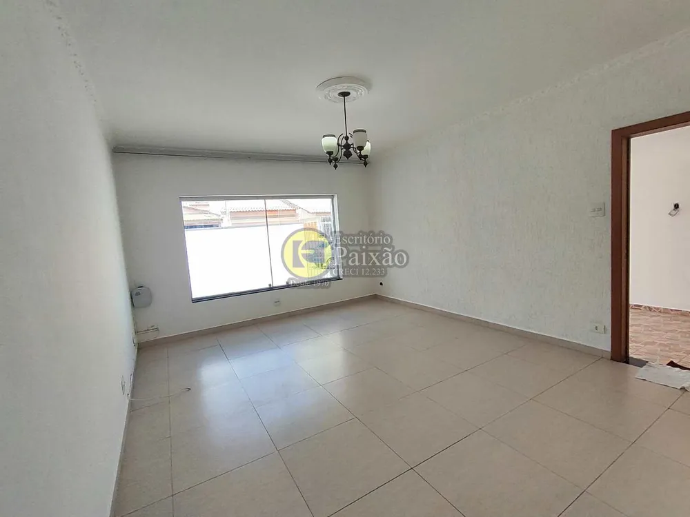 Casa, 3 quartos, 177 m² - Foto 2
