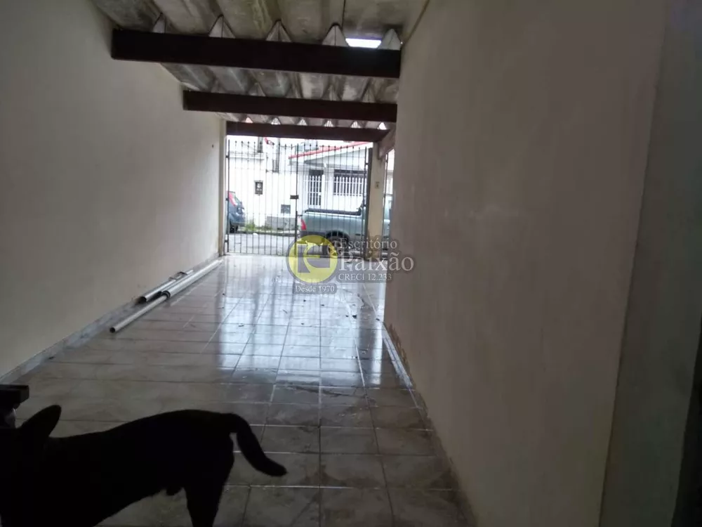 Casa à venda com 3 quartos, 200m² - Foto 7