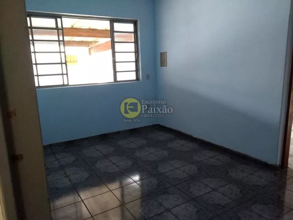 Casa à venda com 3 quartos, 200m² - Foto 8