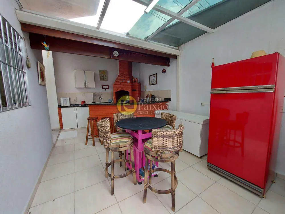Sobrado, 3 quartos, 500 m² - Foto 6