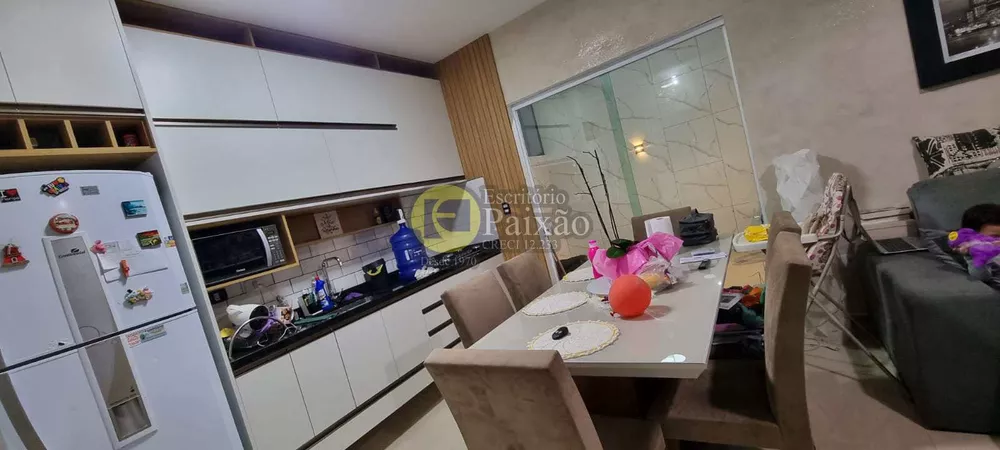 Sobrado à venda com 2 quartos, 96m² - Foto 2