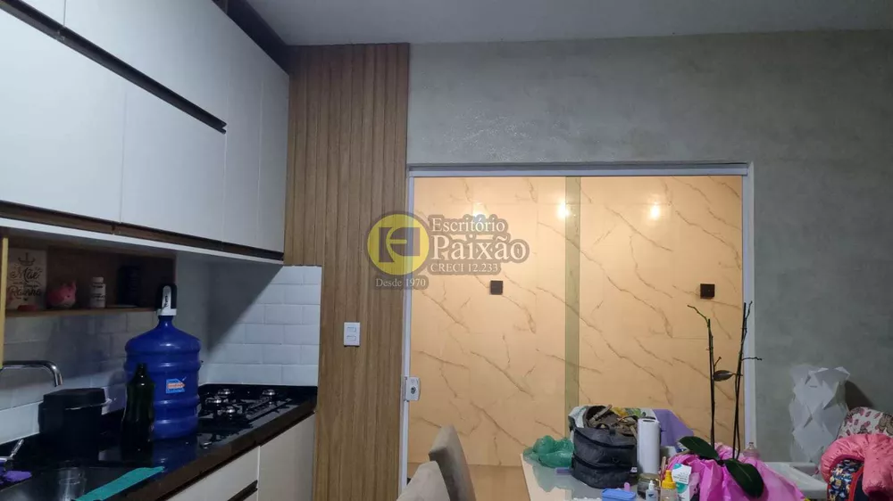 Sobrado à venda com 2 quartos, 96m² - Foto 3