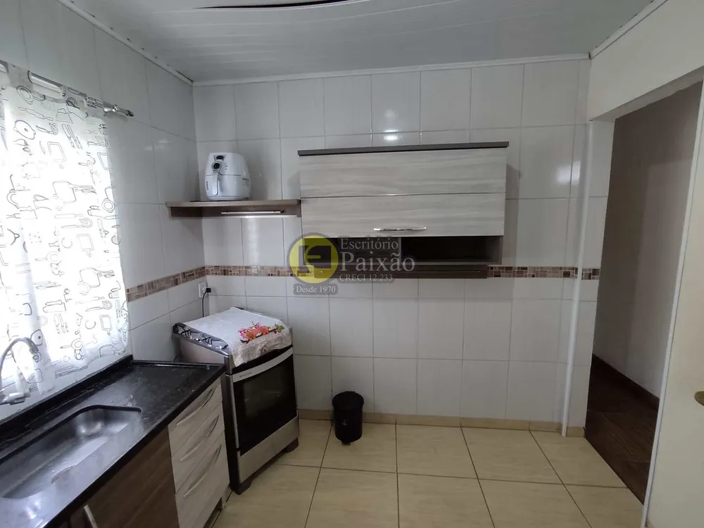 Casa, 2 quartos, 300 m² - Foto 2
