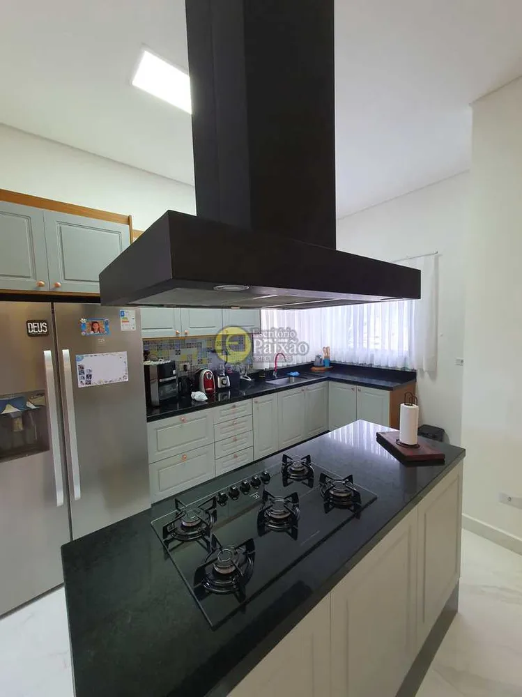 Sobrado, 3 quartos, 300 m² - Foto 9