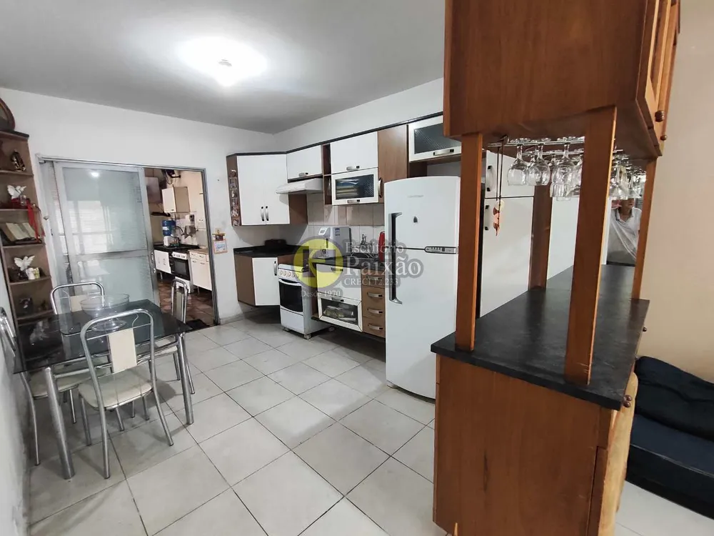 Casa, 2 quartos, 240 m² - Foto 3