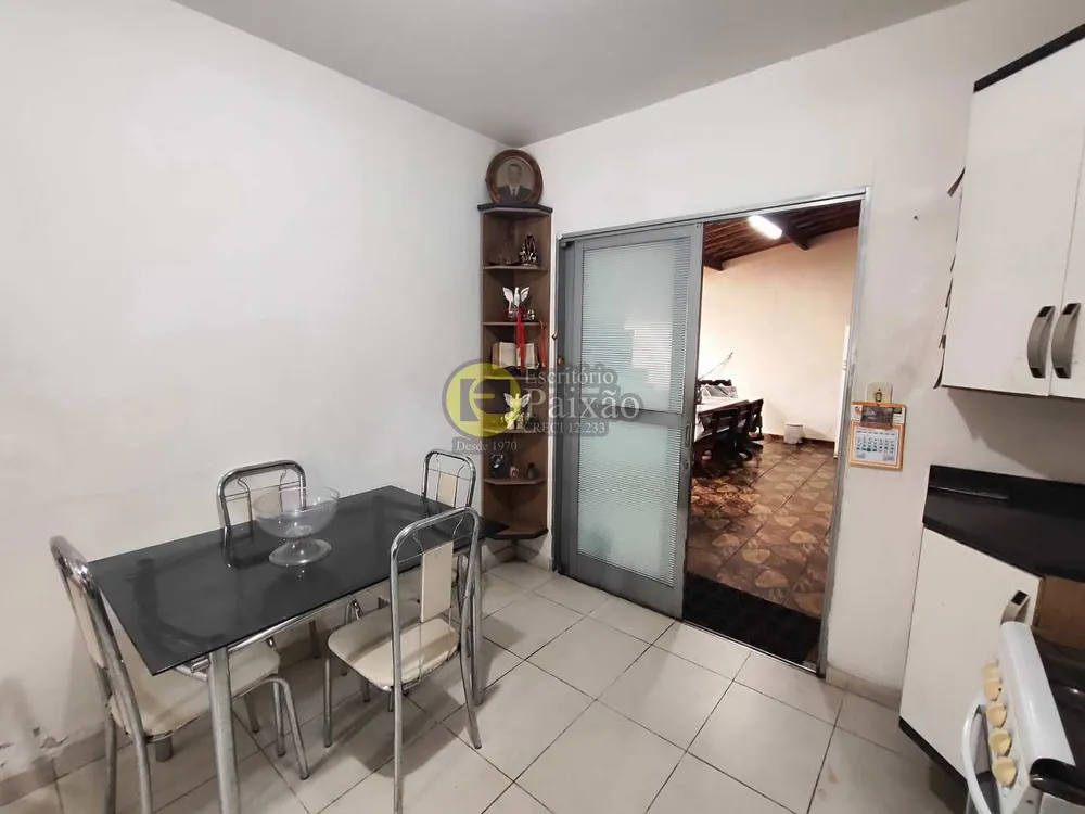 Casa, 2 quartos, 240 m² - Foto 7
