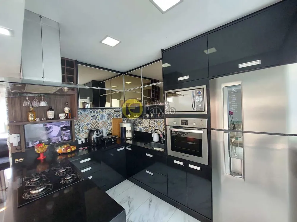 Casa, 3 quartos, 203 m² - Foto 3